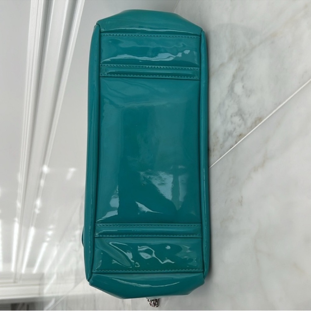 Chanel Patent Leather Shoulder Bag - Picture 11 of 15
